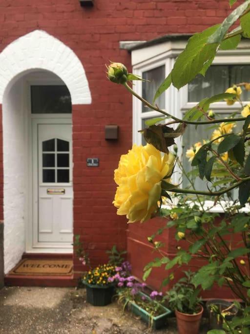 Peaceful House Near Pearson Park Apartamento Kingston upon Hull Exterior foto